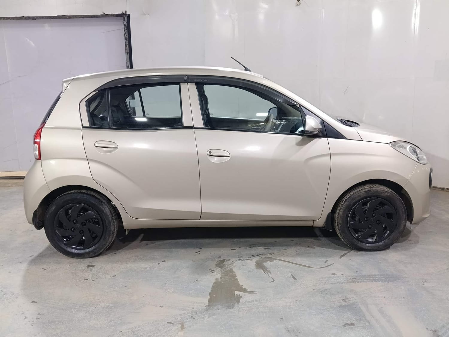 Santro image 6 Santro image 6