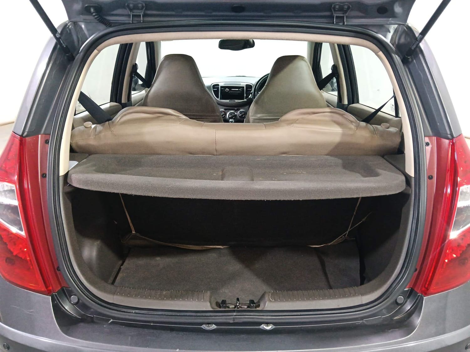 i10 image 25 i10 image 25