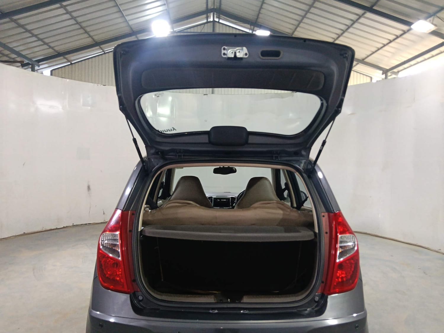 i10 image 24 i10 image 24