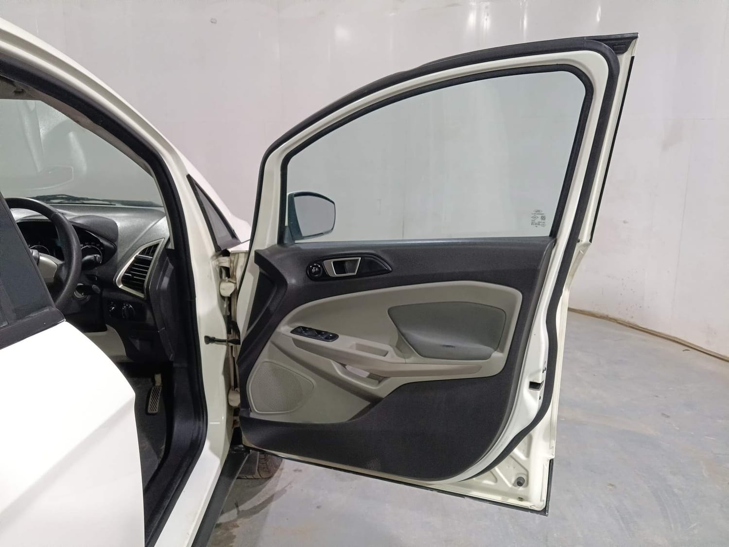 EcoSport image 19 EcoSport image 19