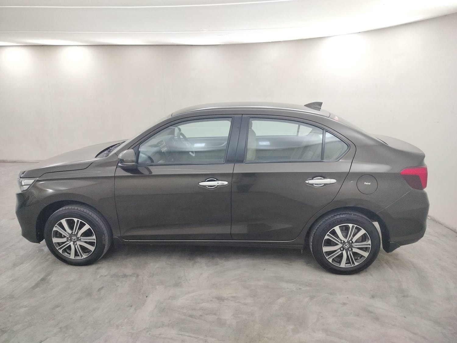 Used 2024 Honda Amaze Used 2024 Honda Amaze
