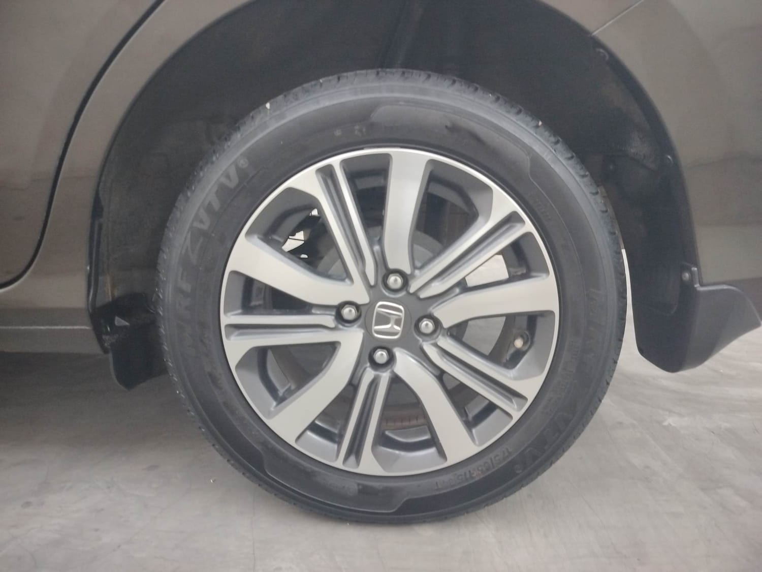 Used 2024 Honda Amaze Used 2024 Honda Amaze