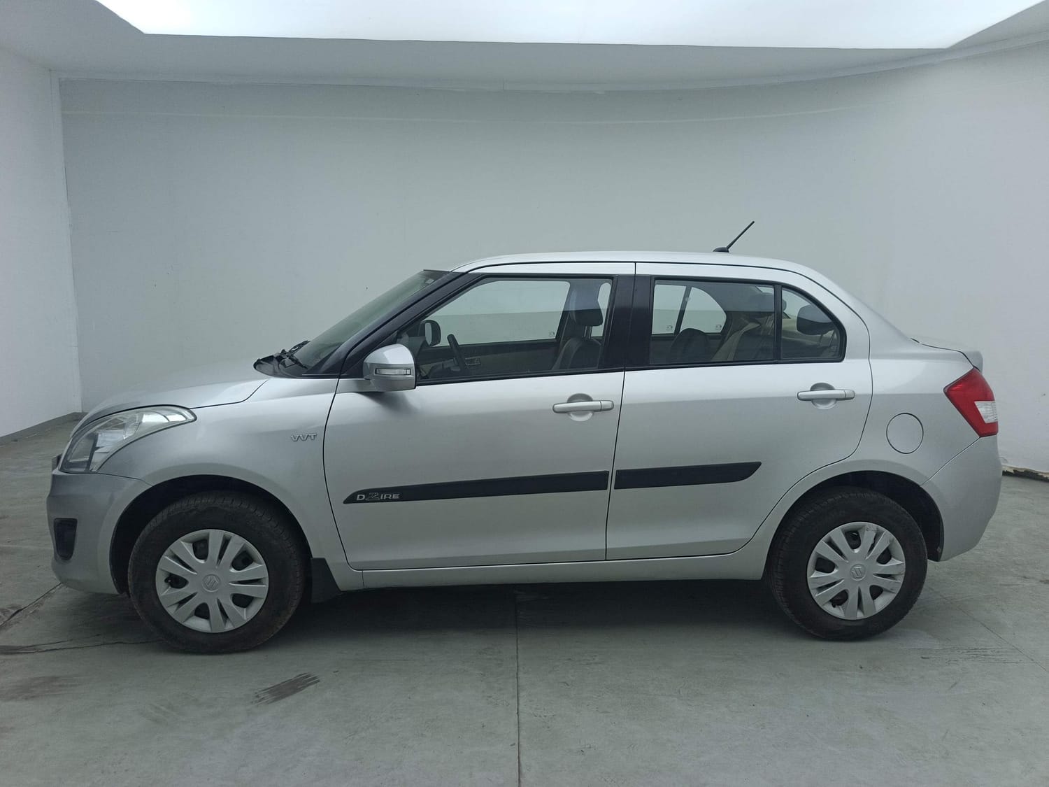 Swift DZire image 2 Swift DZire image 2