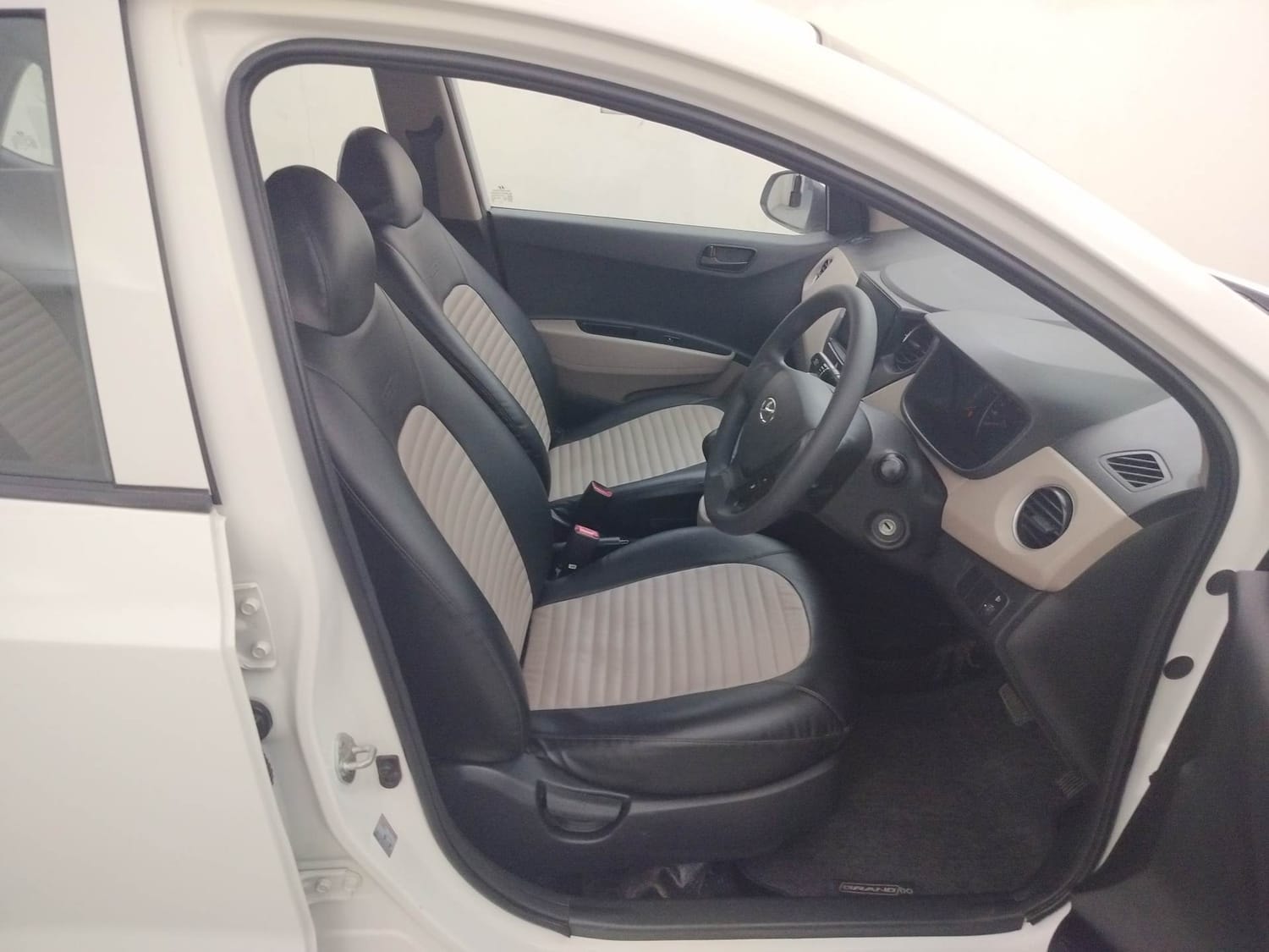 Grand i10 image 17 Grand i10 image 17