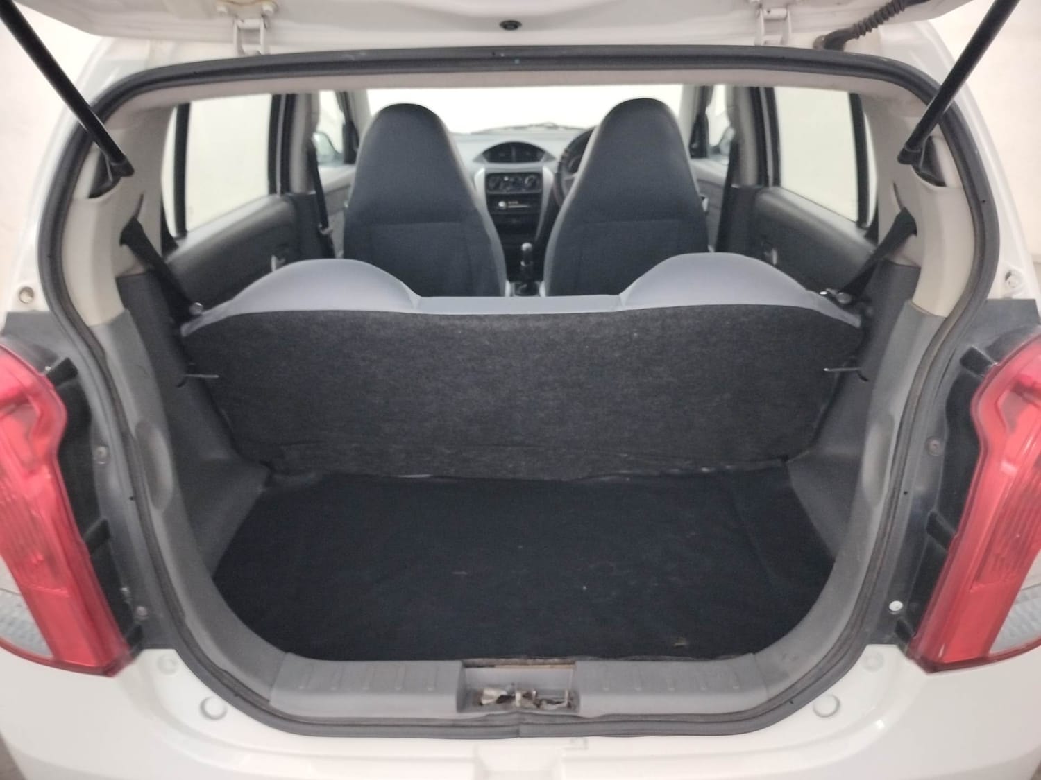 Alto 800 image 25 Alto 800 image 25