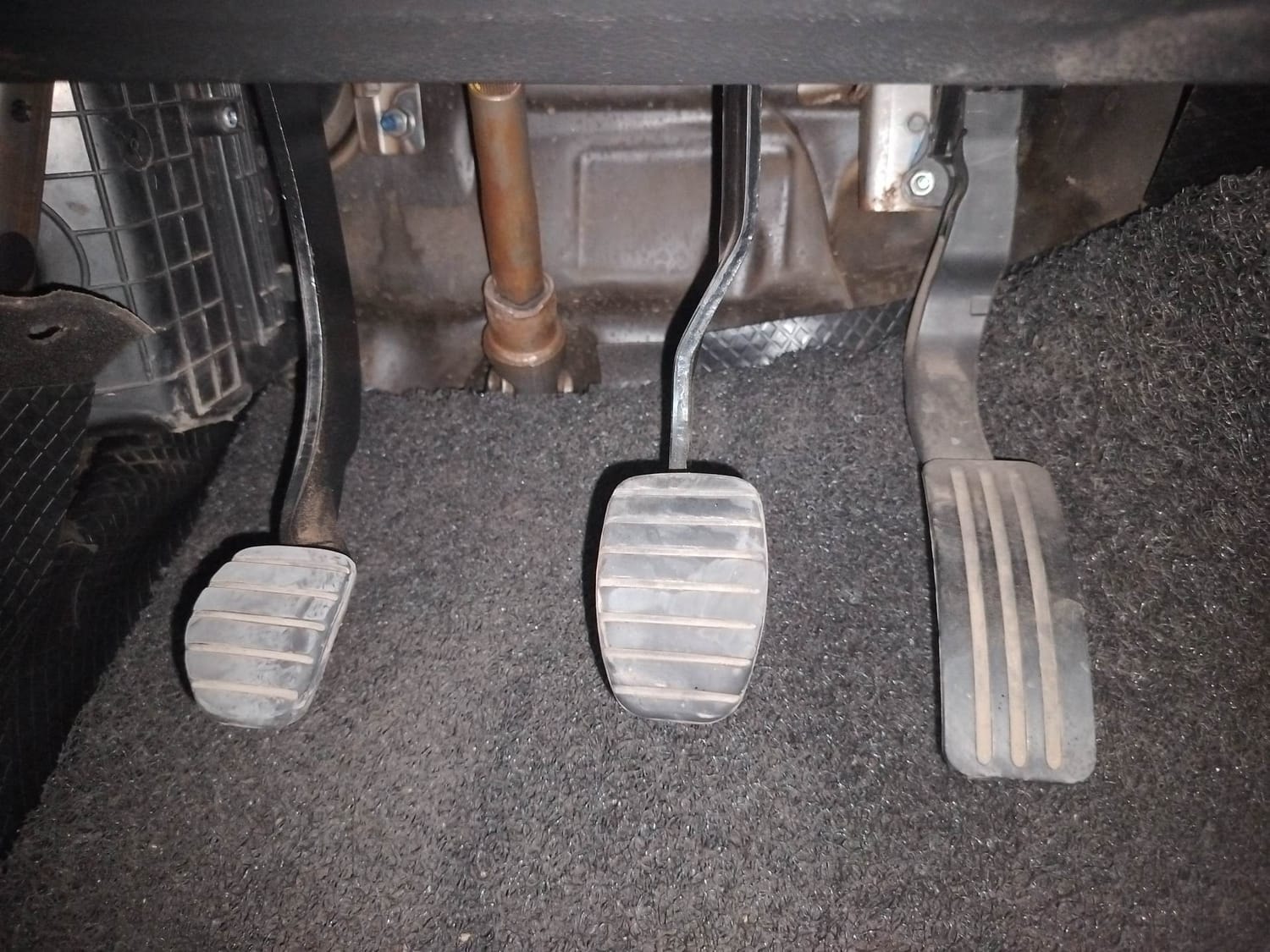 Duster image 26 Duster image 26