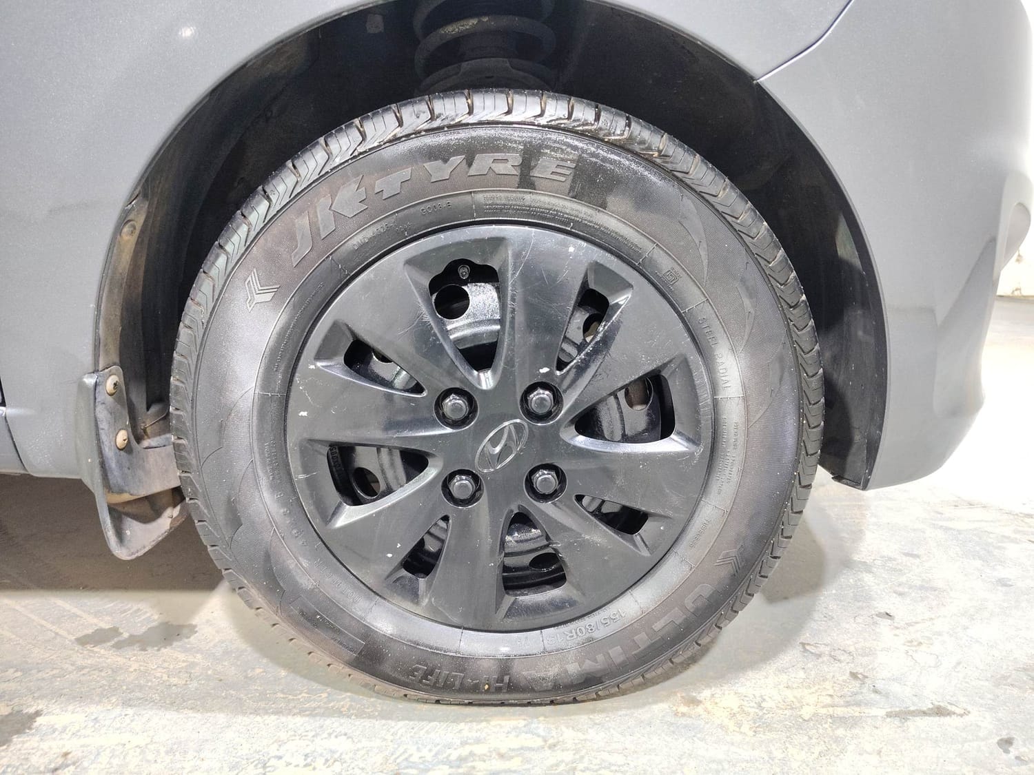 i10 image 32 i10 image 32