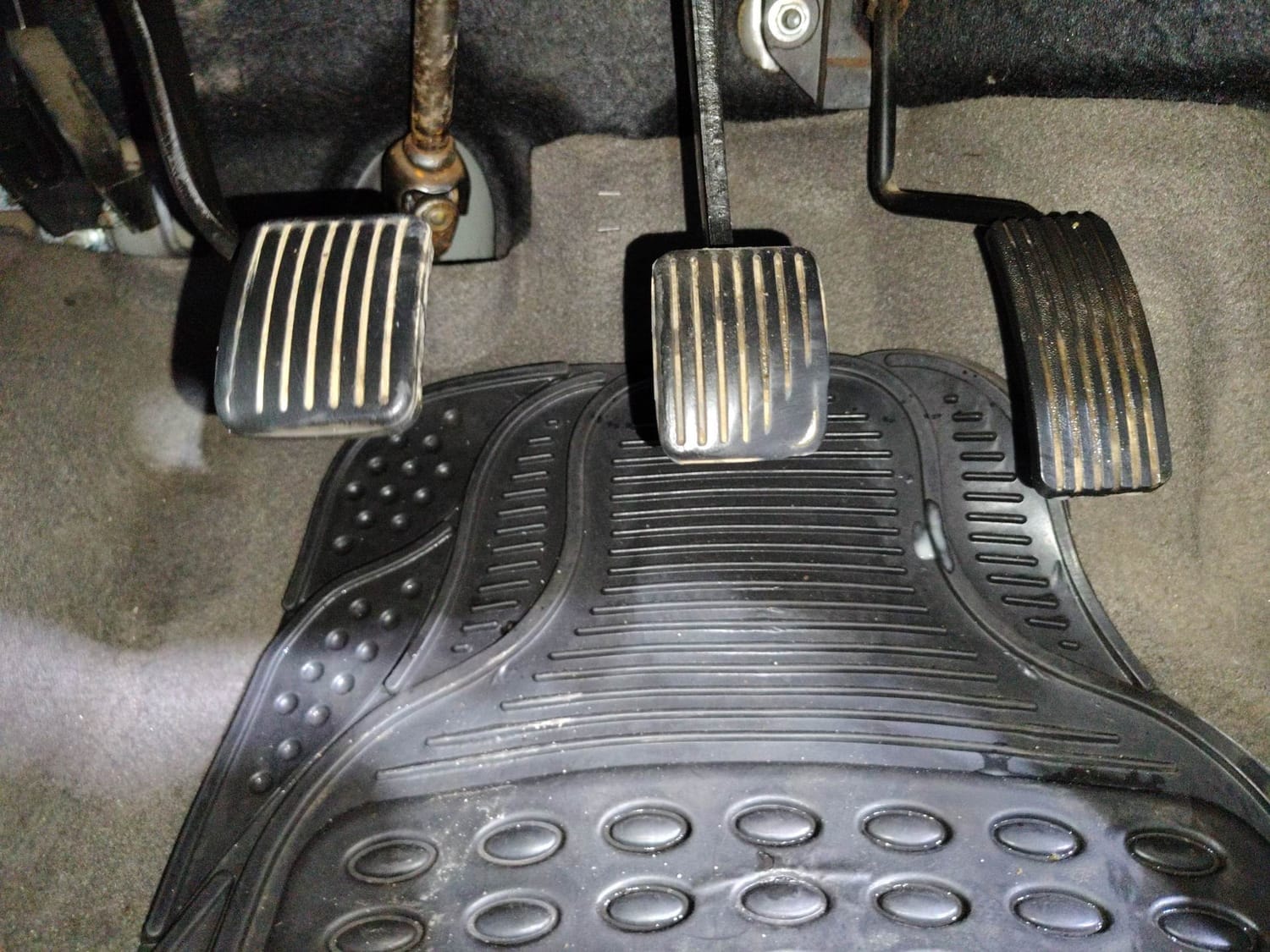 i10 image 26 i10 image 26