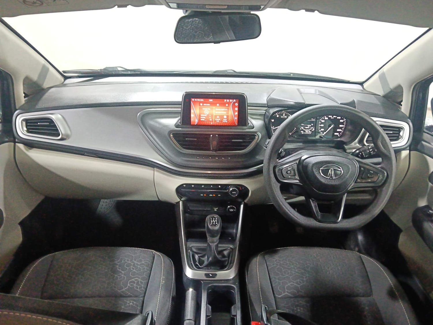 Altroz image 12 Altroz image 12