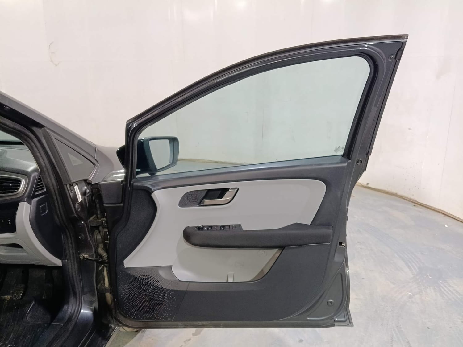 Altroz image 19 Altroz image 19