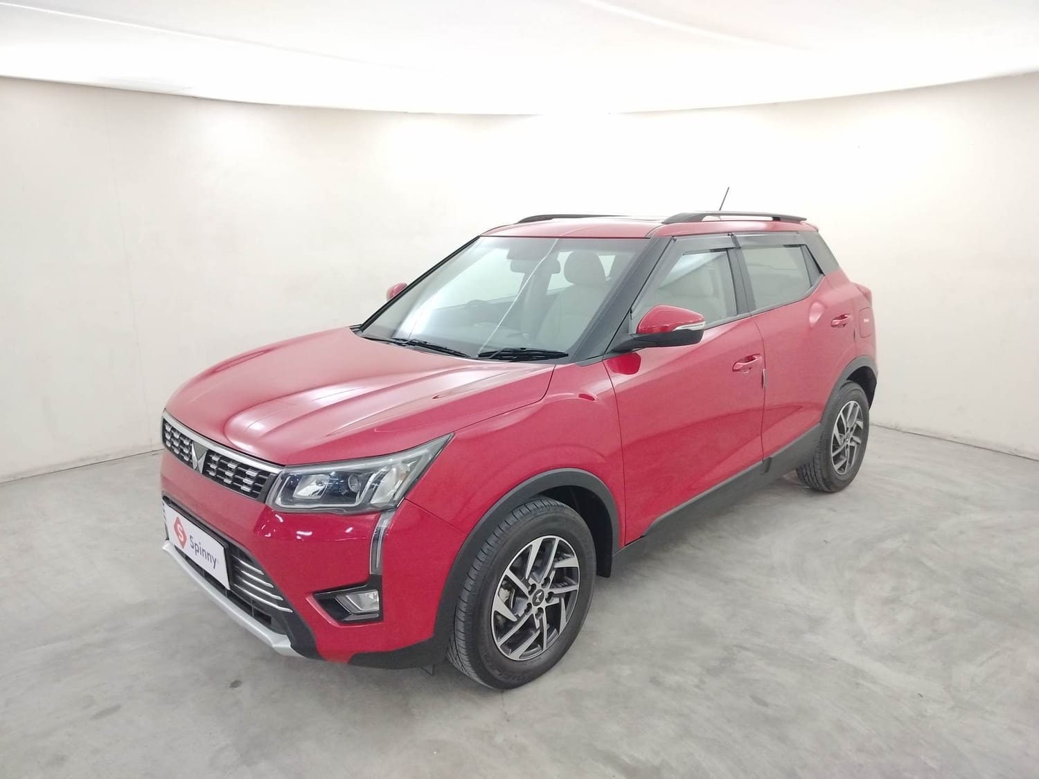 Used 2023 Mahindra XUV300 Used 2023 Mahindra XUV300