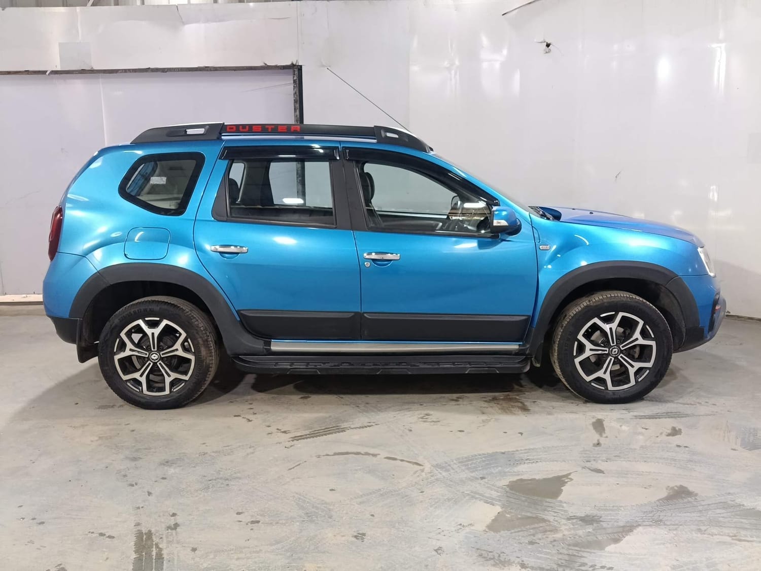 Duster image 6 Duster image 6