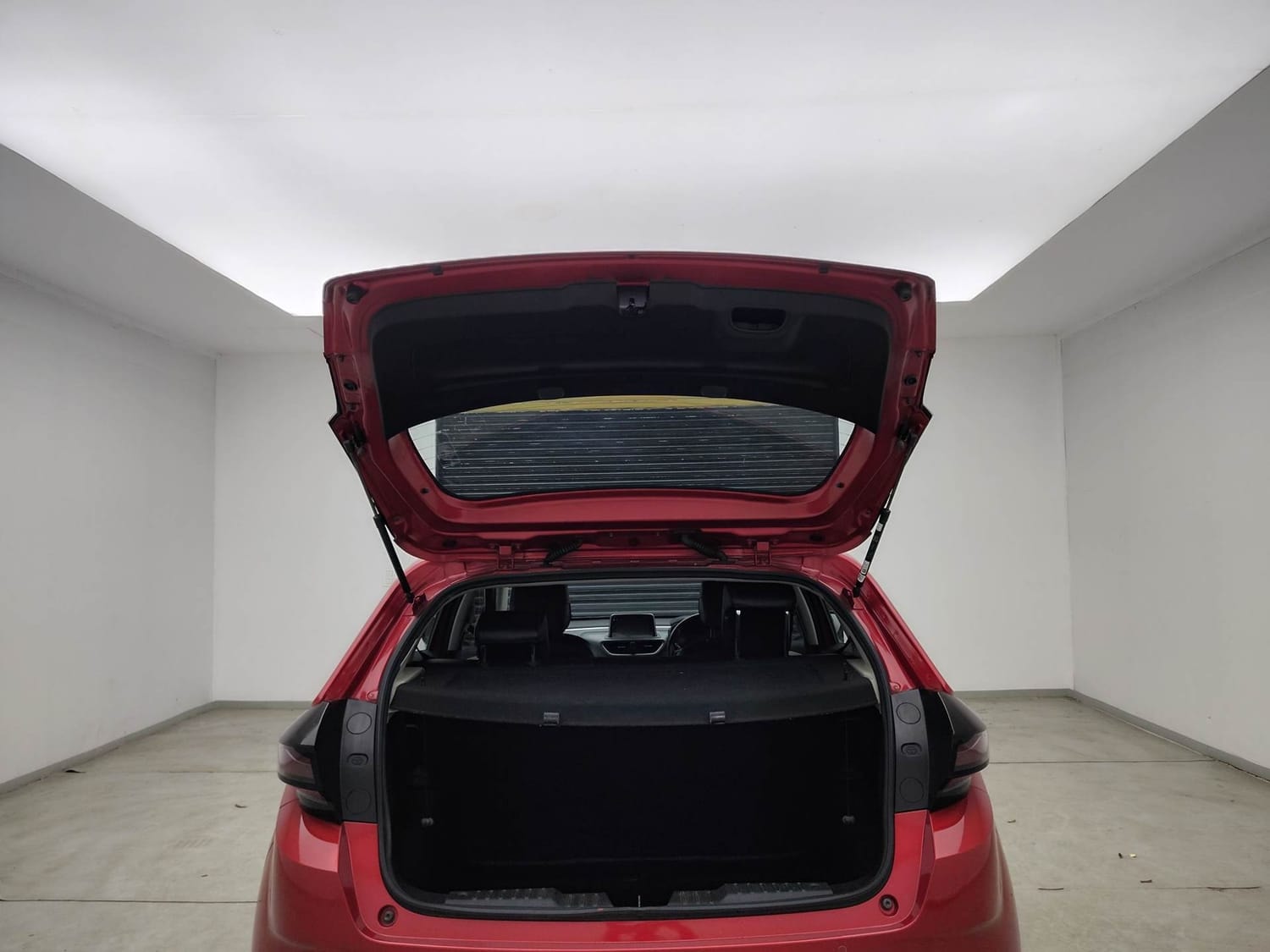 Altroz image 24 Altroz image 24