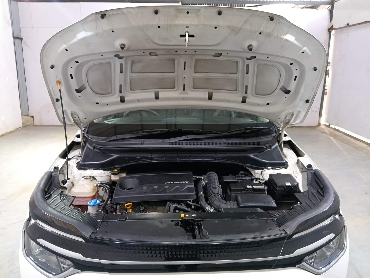 Used 2023 Kia Carens Used 2023 Kia Carens