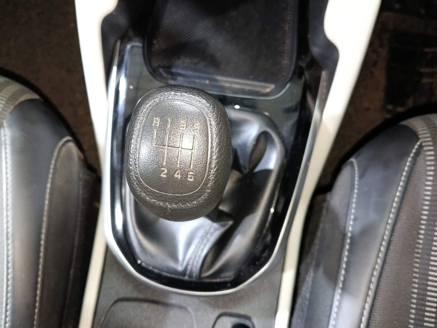 Used 2023 Kia Carens Used 2023 Kia Carens