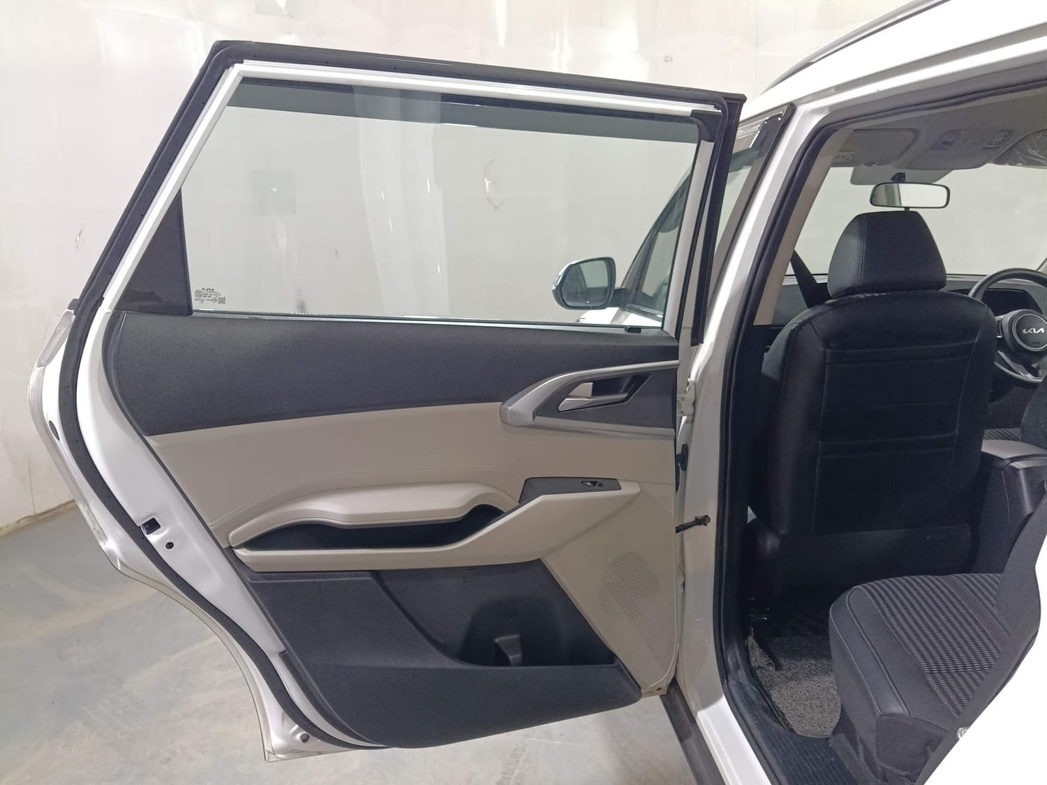 Used 2023 Kia Carens Used 2023 Kia Carens