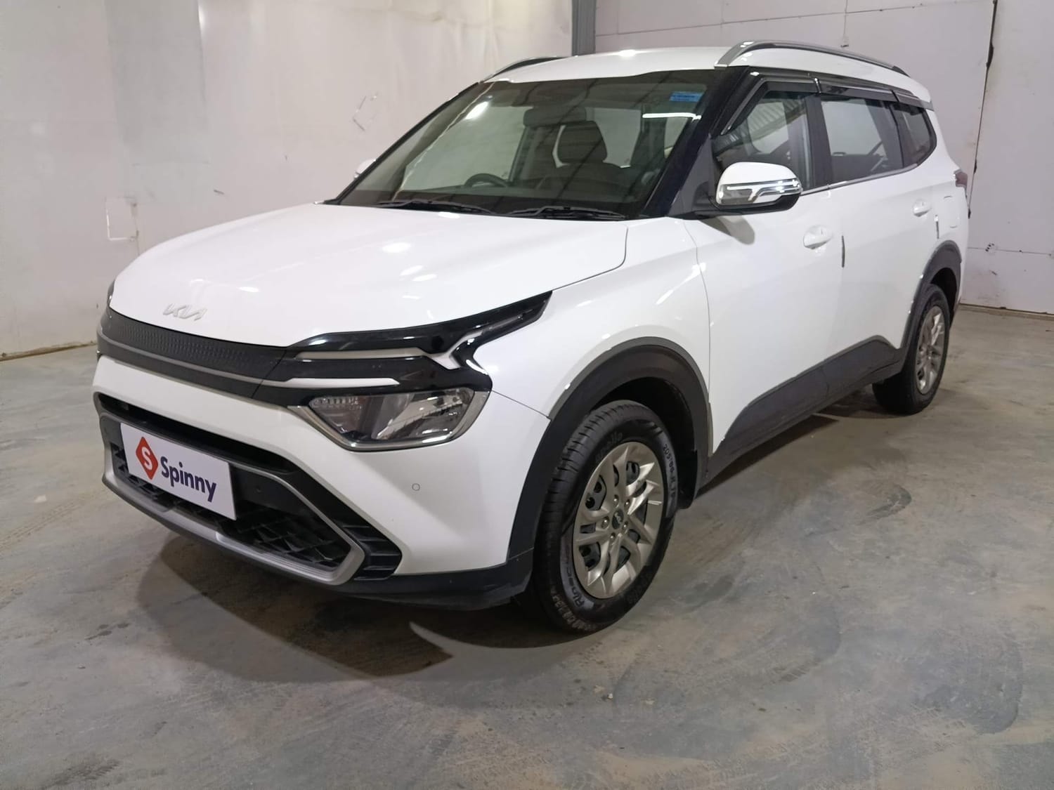 Used 2023 Kia Carens Used 2023 Kia Carens