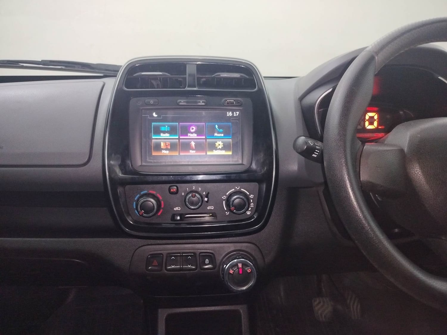 Kwid image 13 Kwid image 13