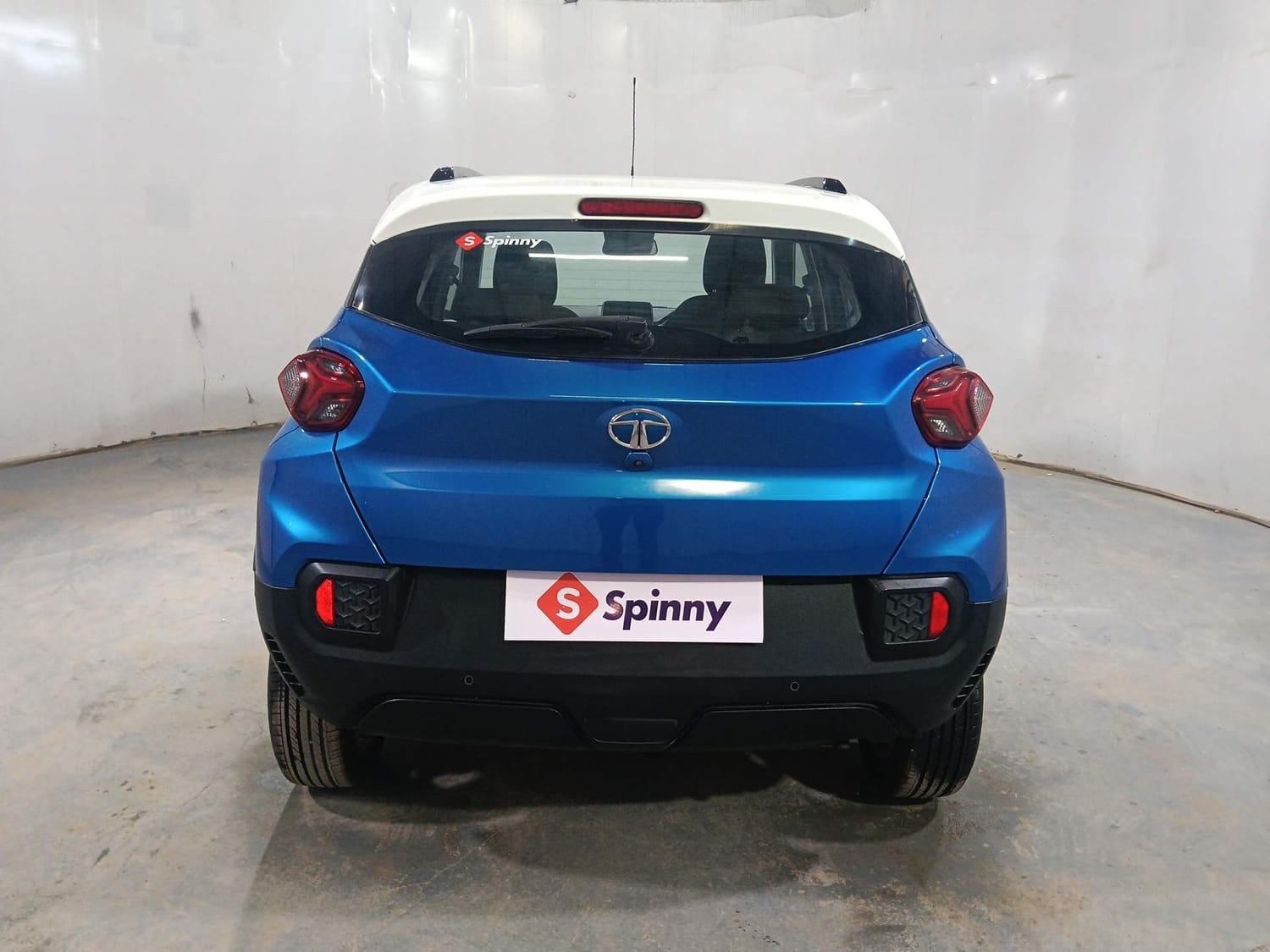 Punch image 4 Punch image 4