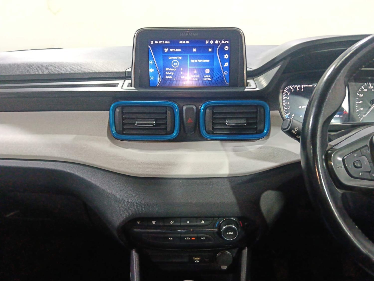 Punch image 13 Punch image 13