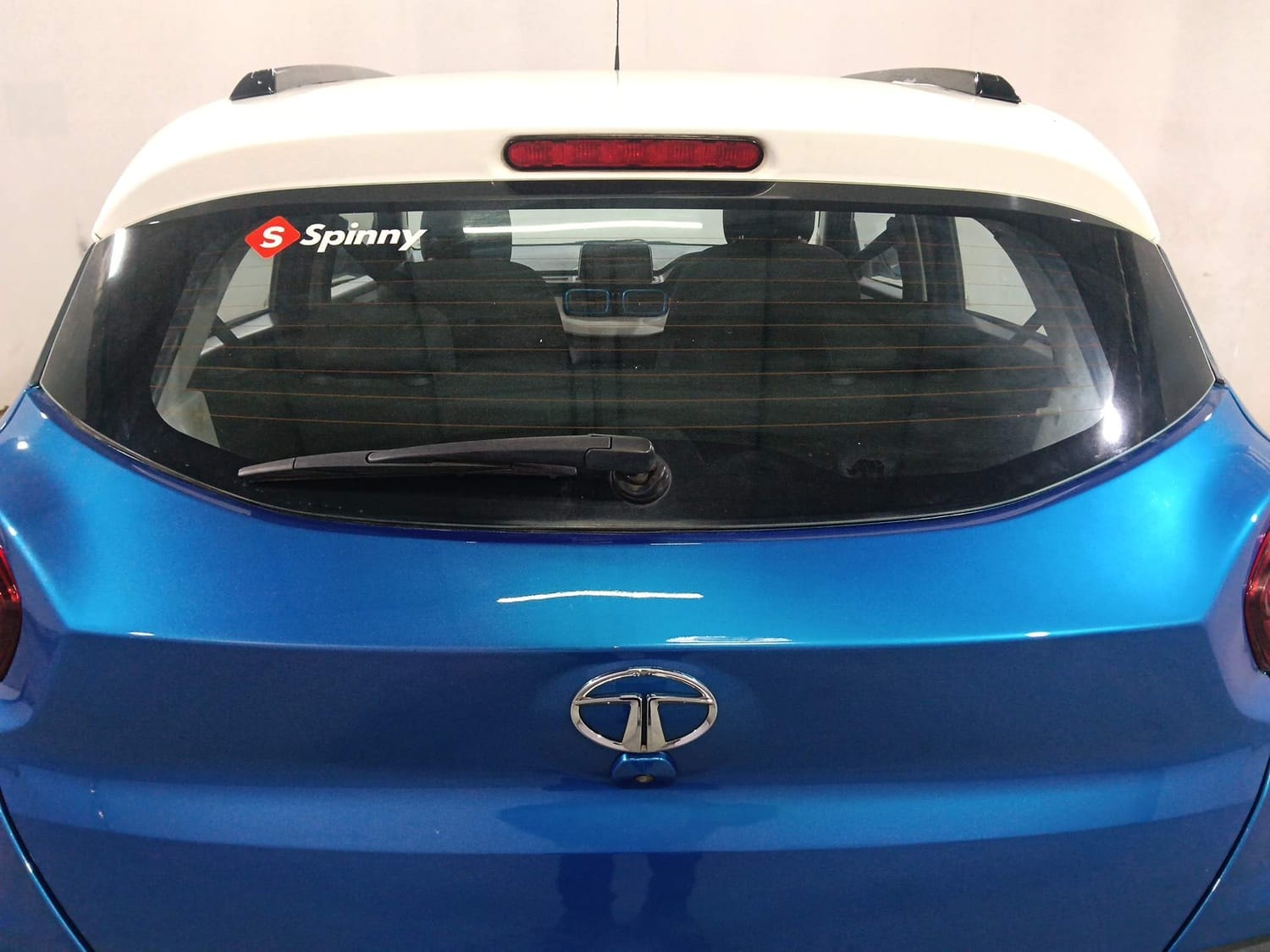 Punch image 10 Punch image 10