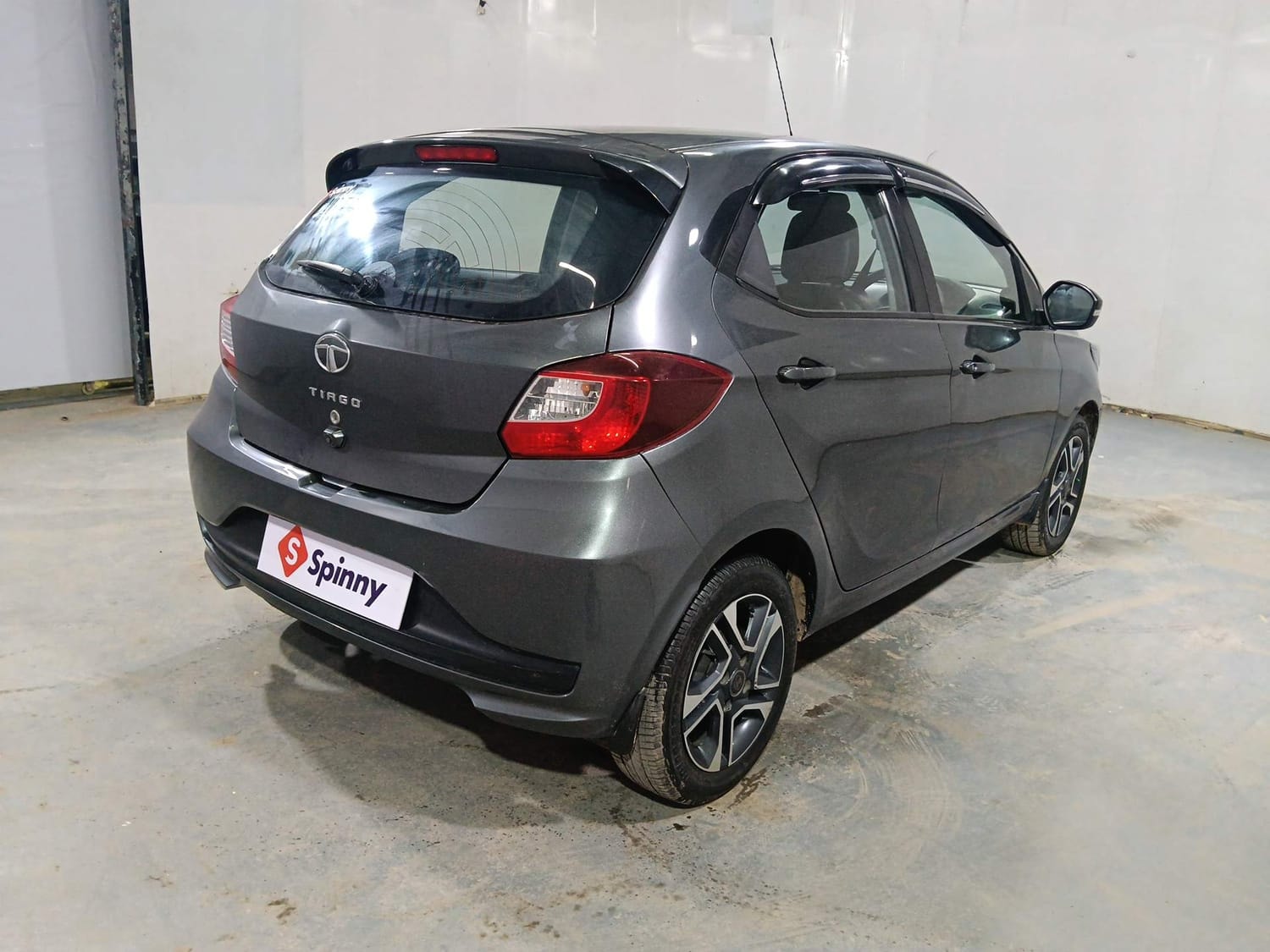 Tiago image 5 Tiago image 5