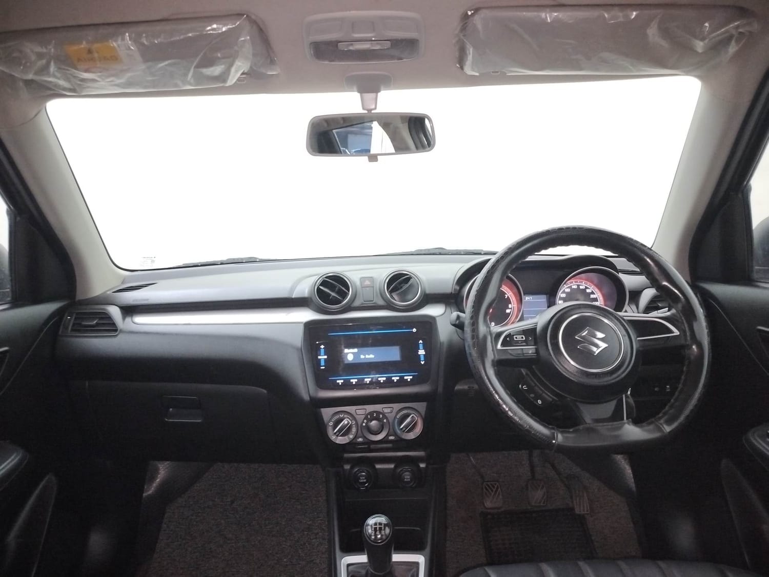 Used 2023 Maruti Suzuki Swift Used 2023 Maruti Suzuki Swift