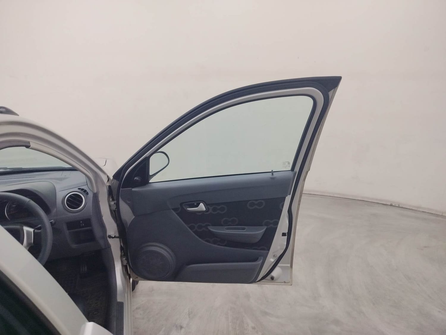 Alto 800 image 19 Alto 800 image 19