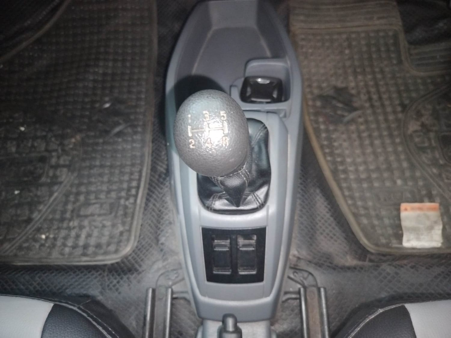 Alto 800 image 16 Alto 800 image 16