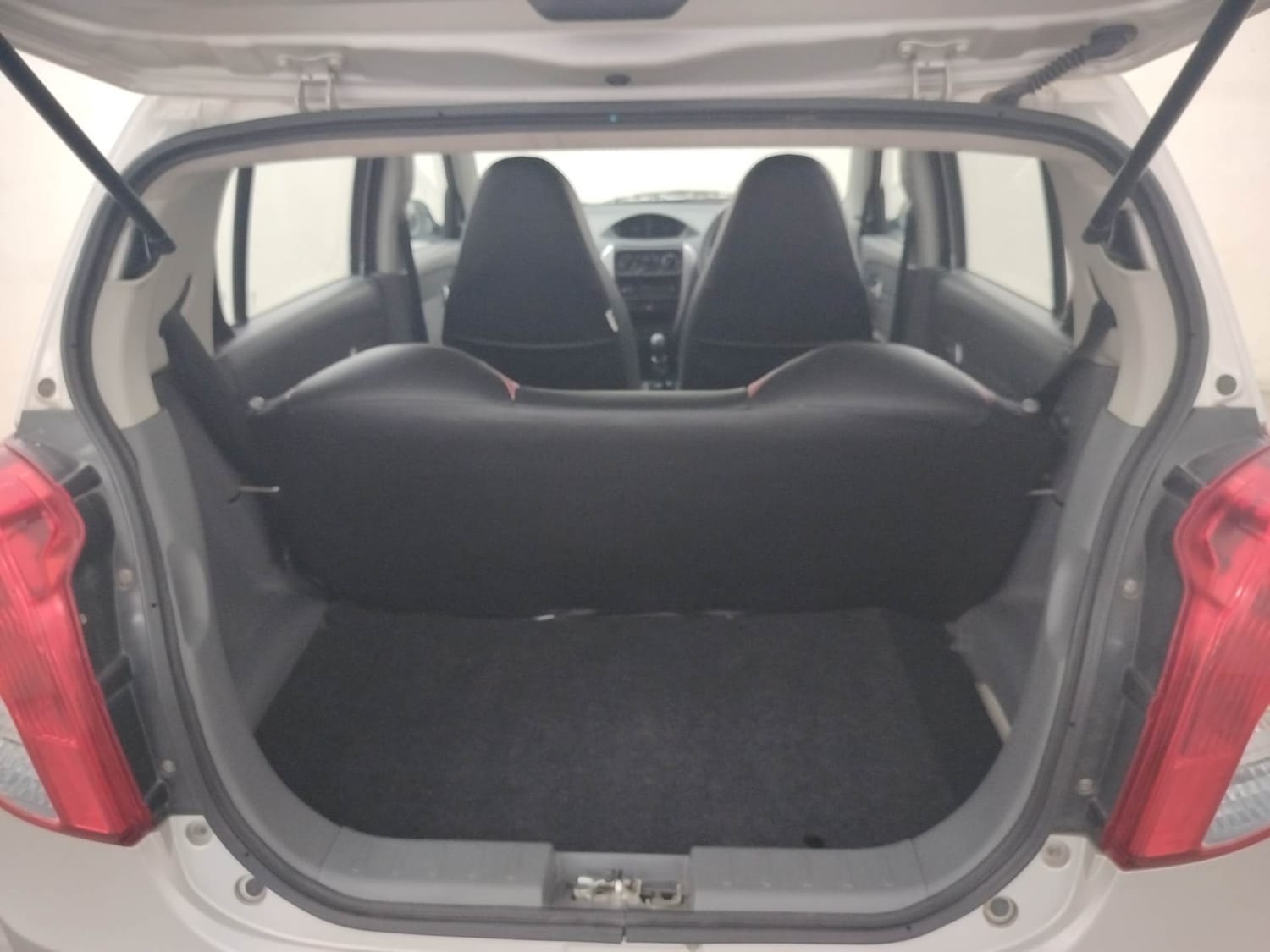 Alto 800 image 25 Alto 800 image 25