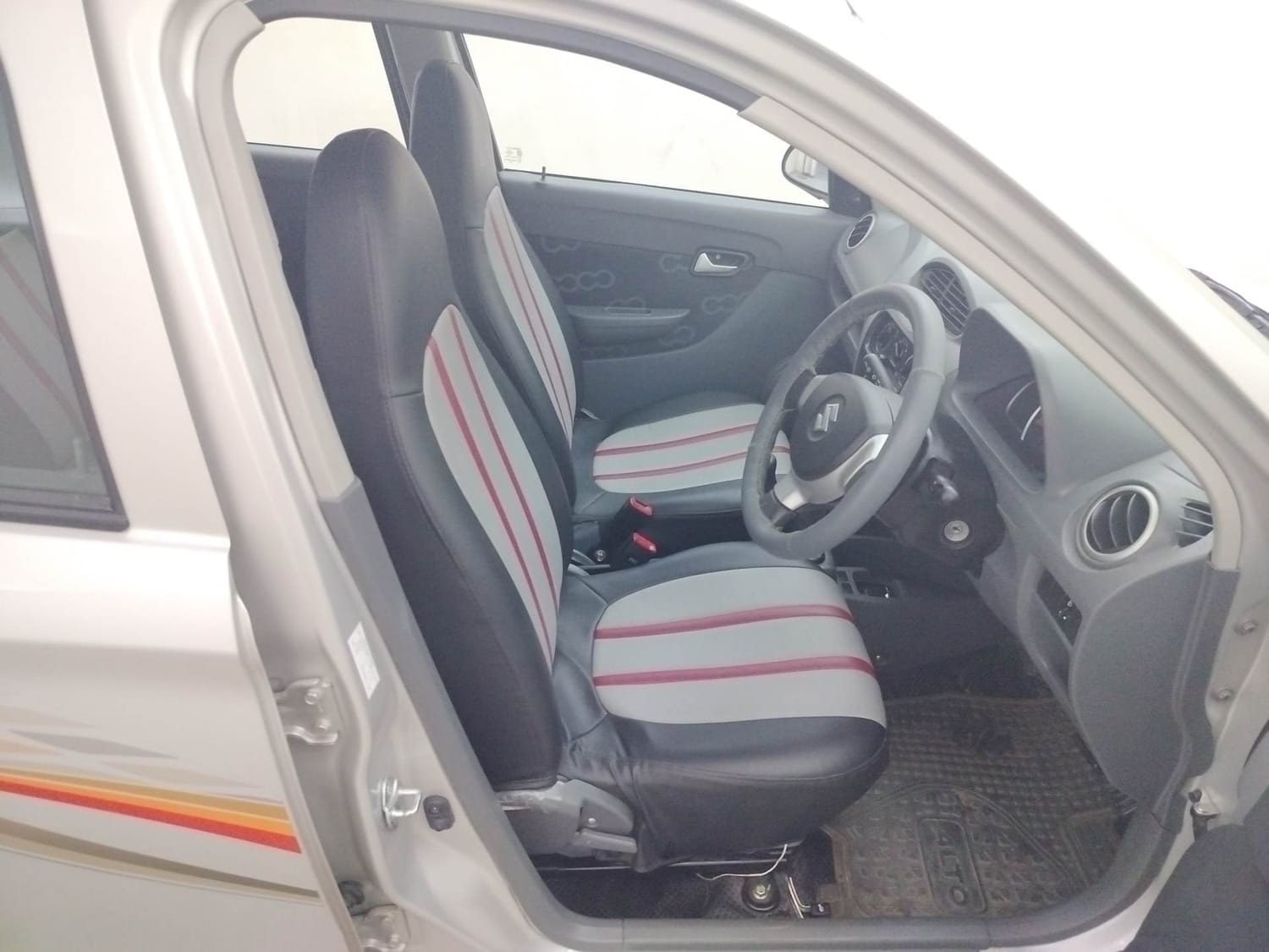 Alto 800 image 17 Alto 800 image 17