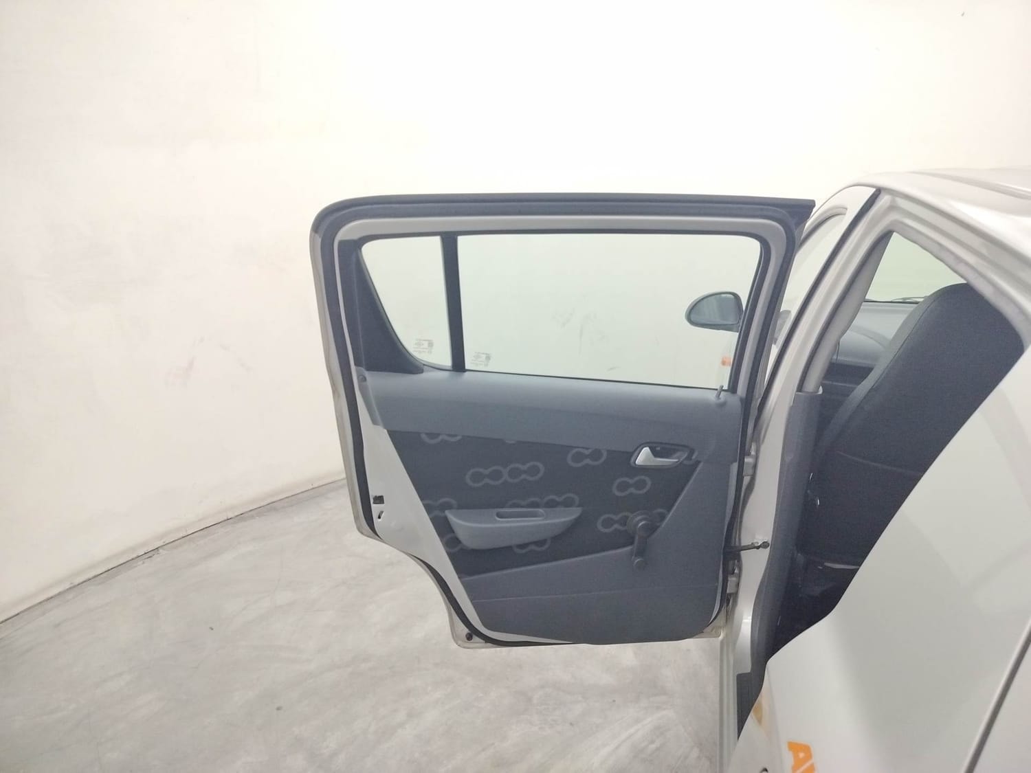 Alto 800 image 22 Alto 800 image 22