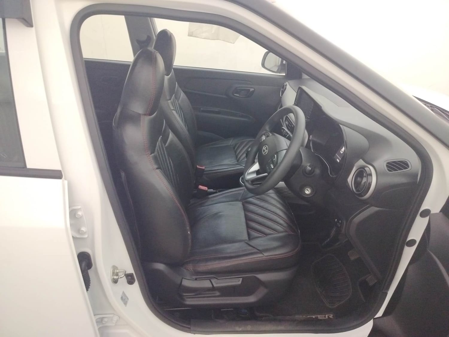 Exter image 17 Exter image 17