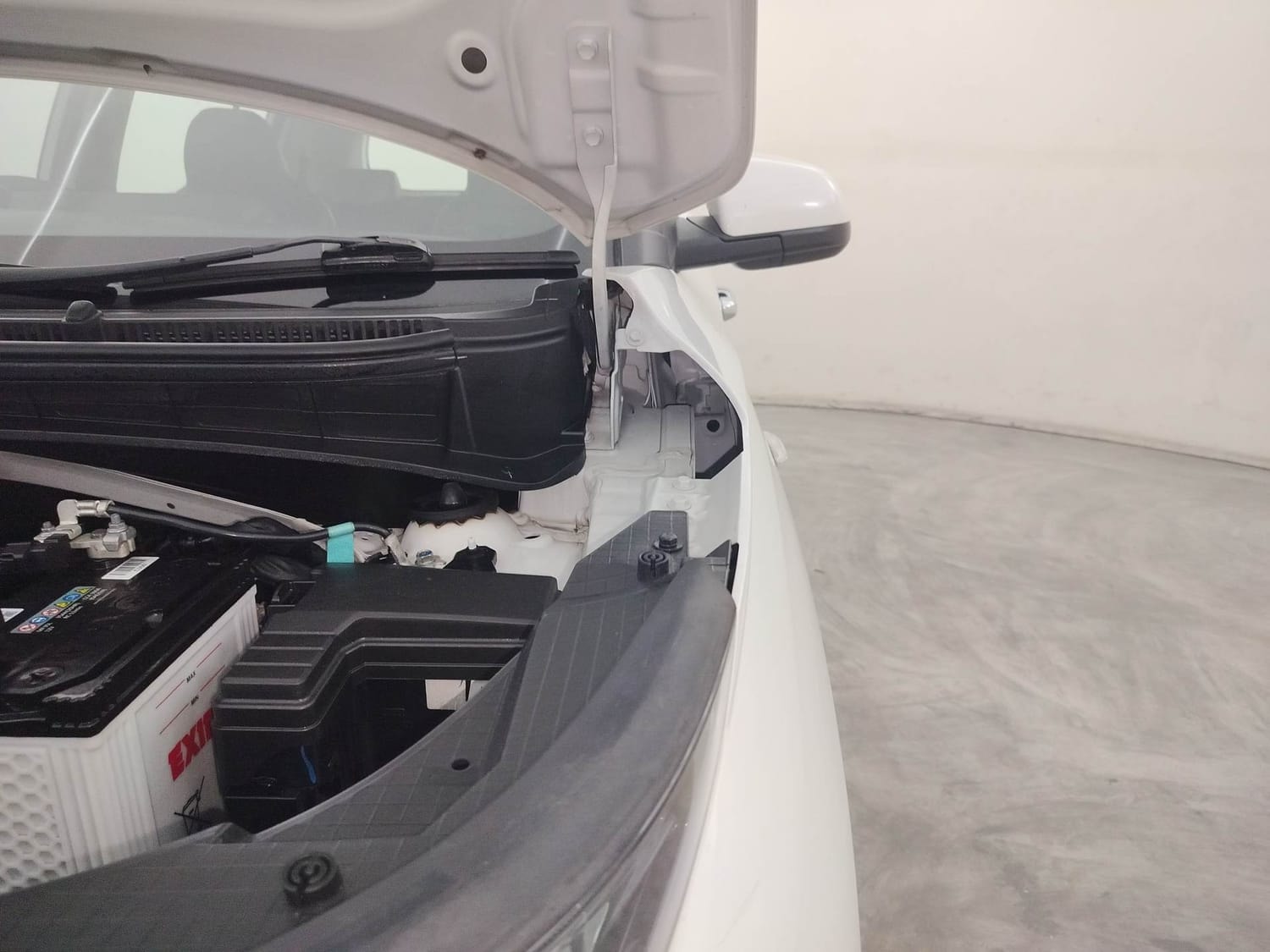 Exter image 30 Exter image 30