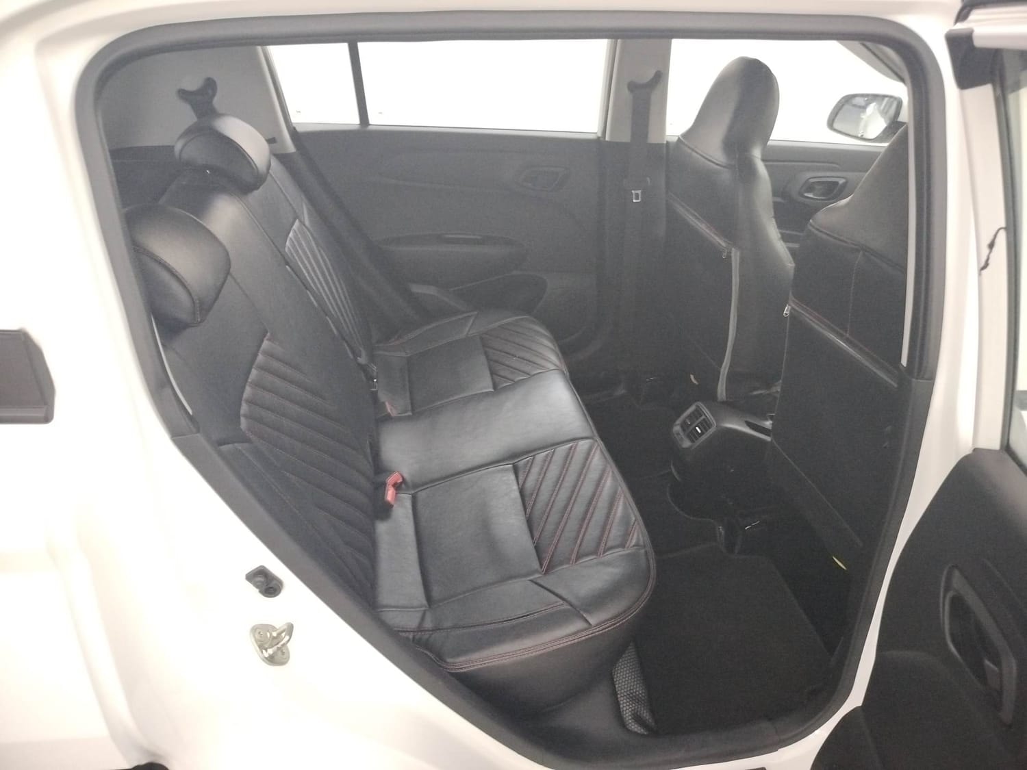 Exter image 18 Exter image 18