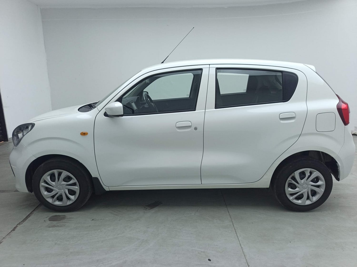 Celerio image 2 Celerio image 2