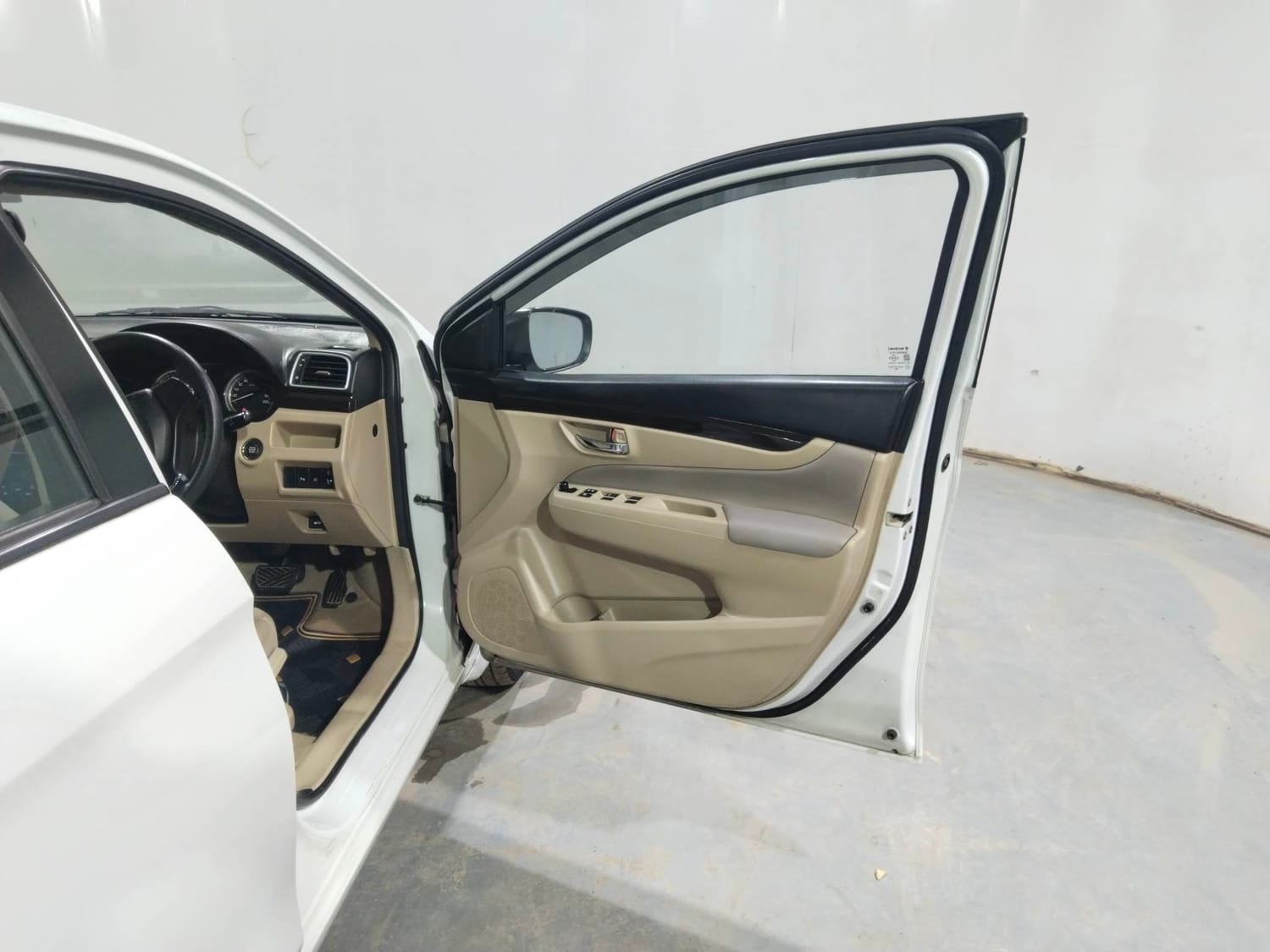 Ciaz image 19 Ciaz image 19