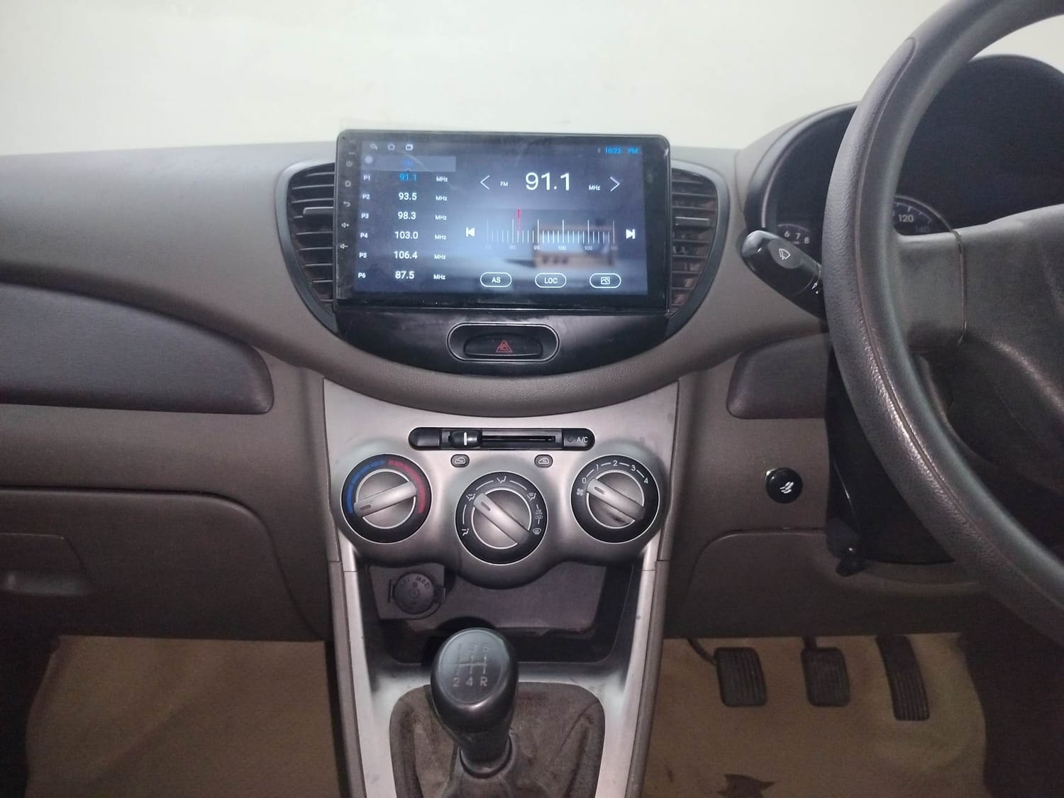 i10 image 13 i10 image 13