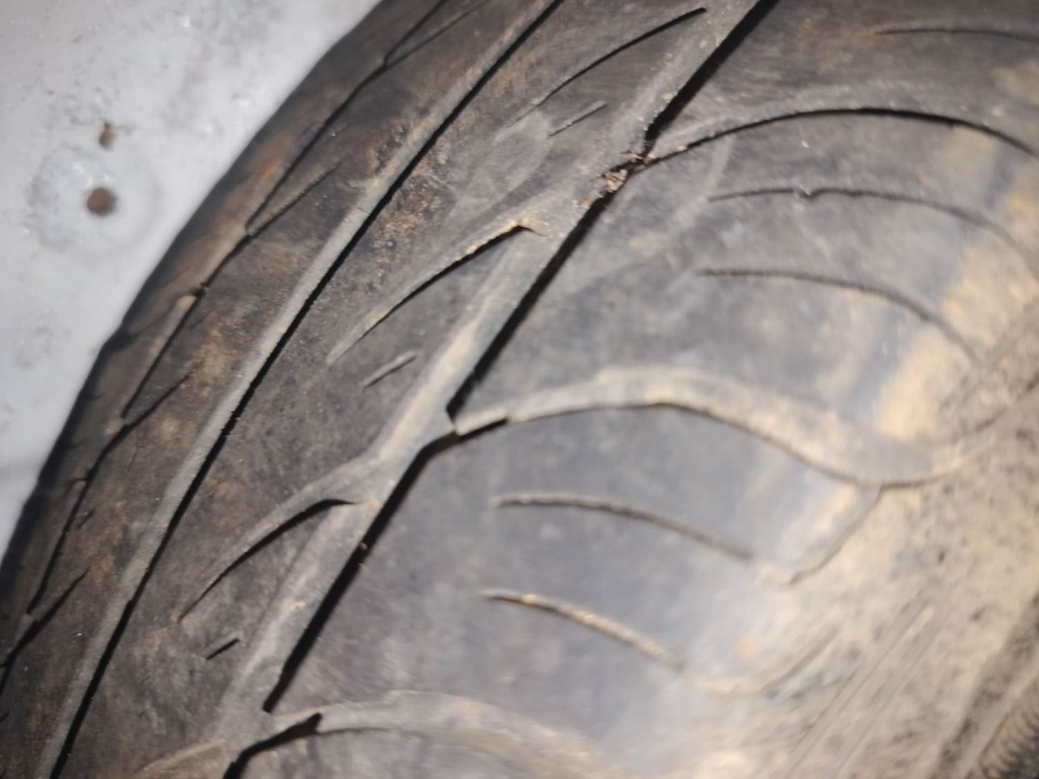 i10 image 40 i10 image 40