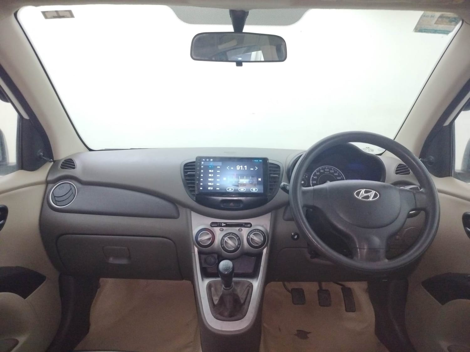 i10 image 12 i10 image 12