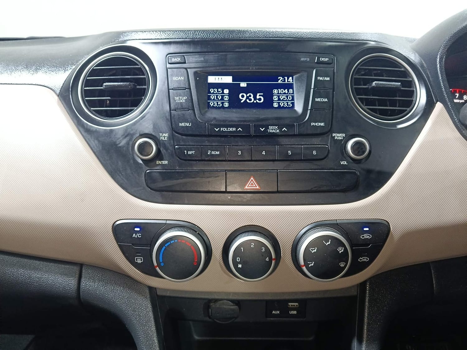 Grand i10 image 13 Grand i10 image 13