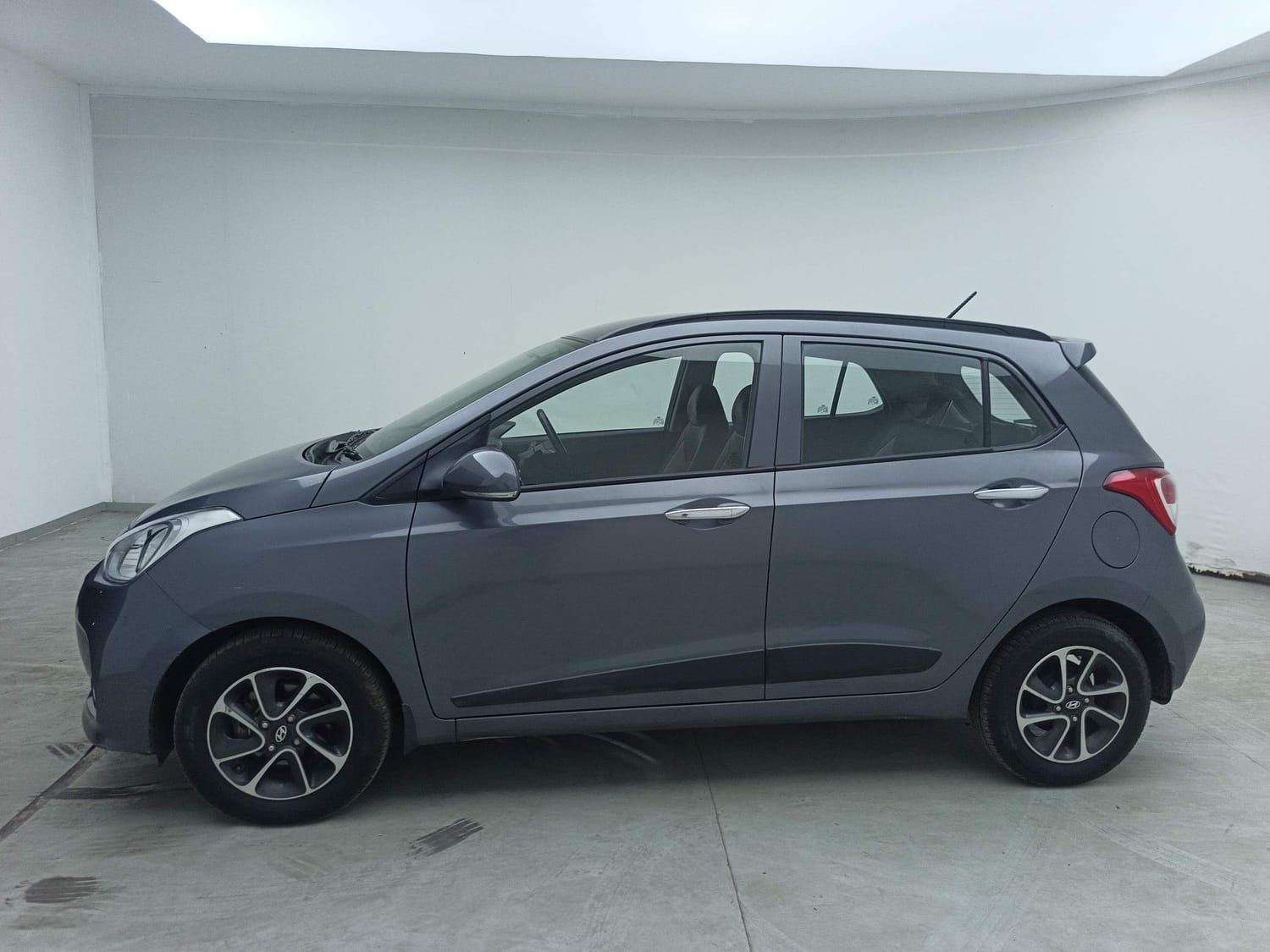 Grand i10 image 2 Grand i10 image 2