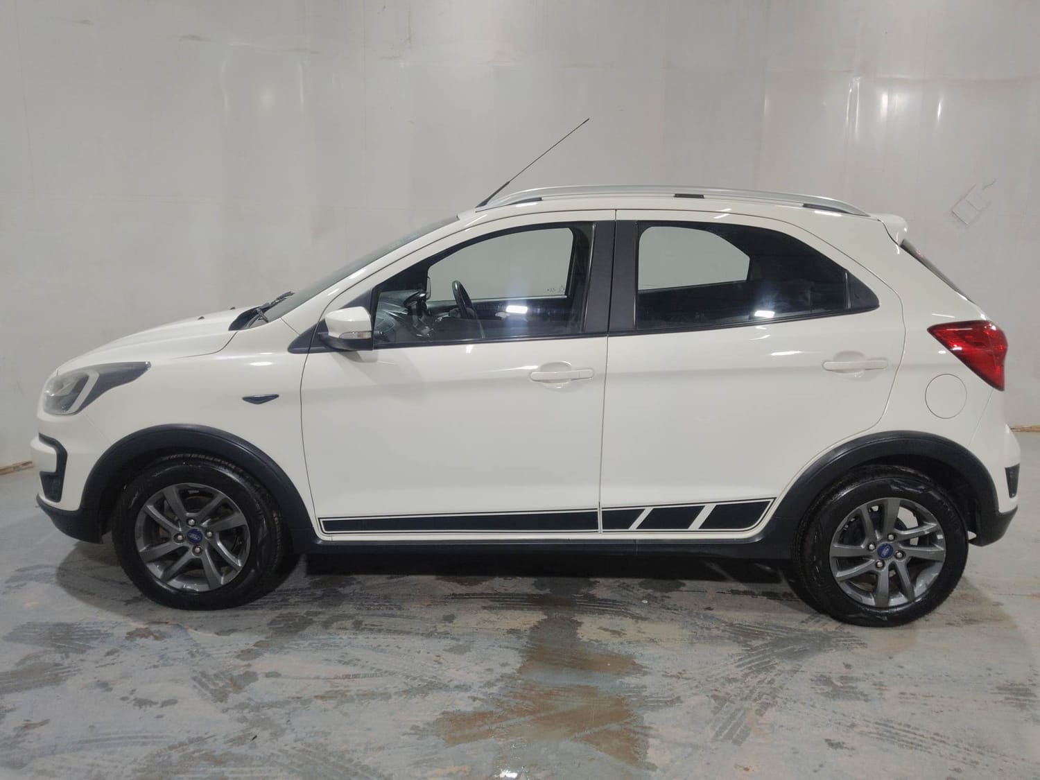 Freestyle image 2 Freestyle image 2