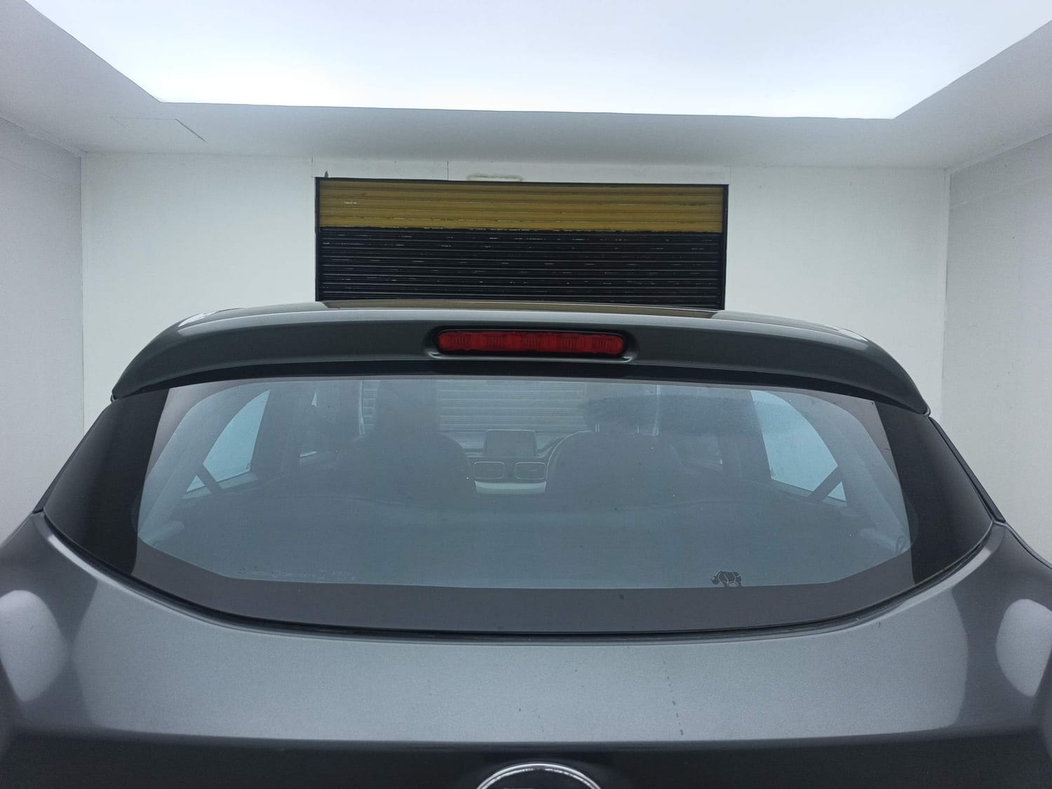 Punch image 10 Punch image 10