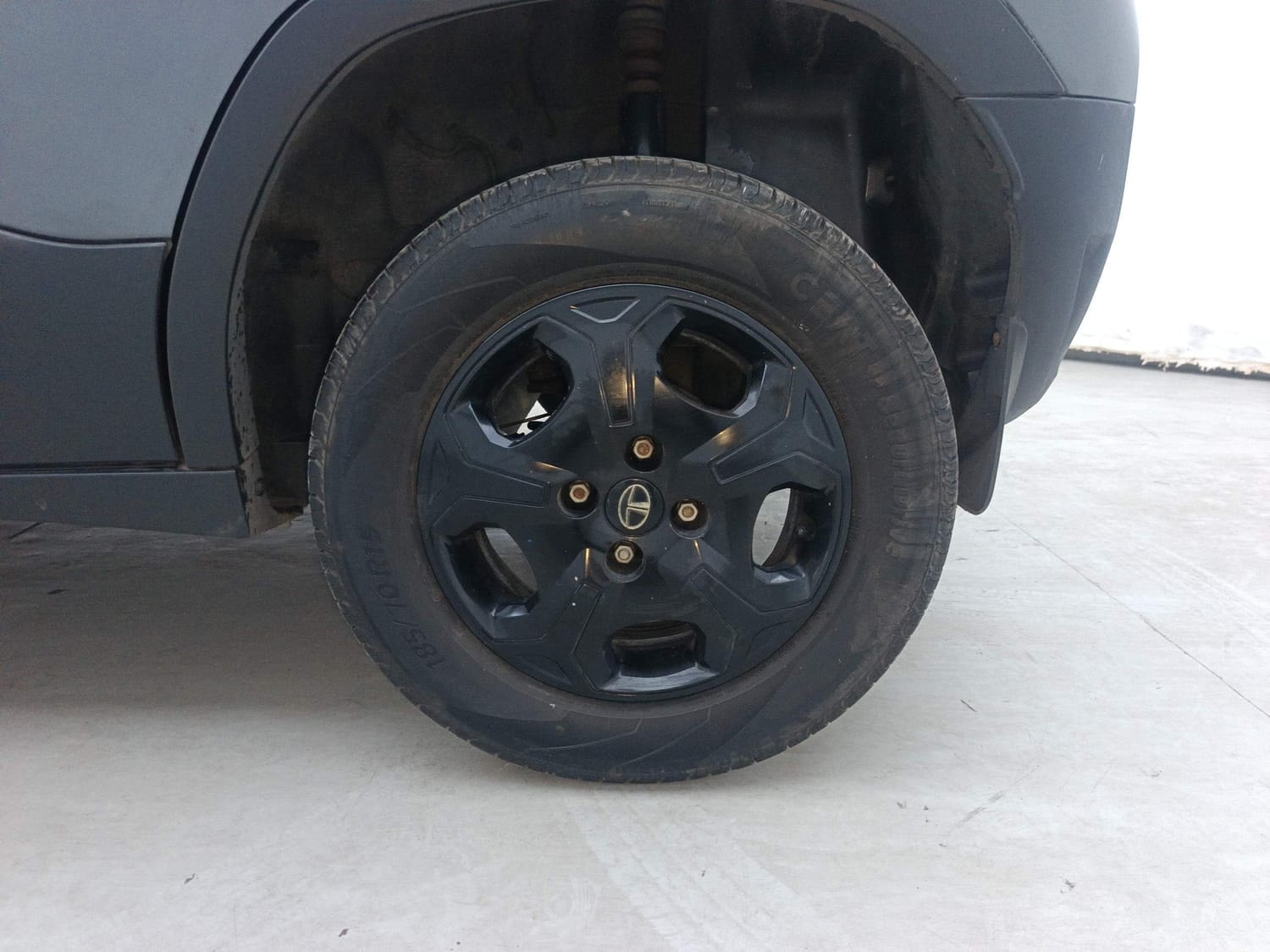 Punch image 35 Punch image 35