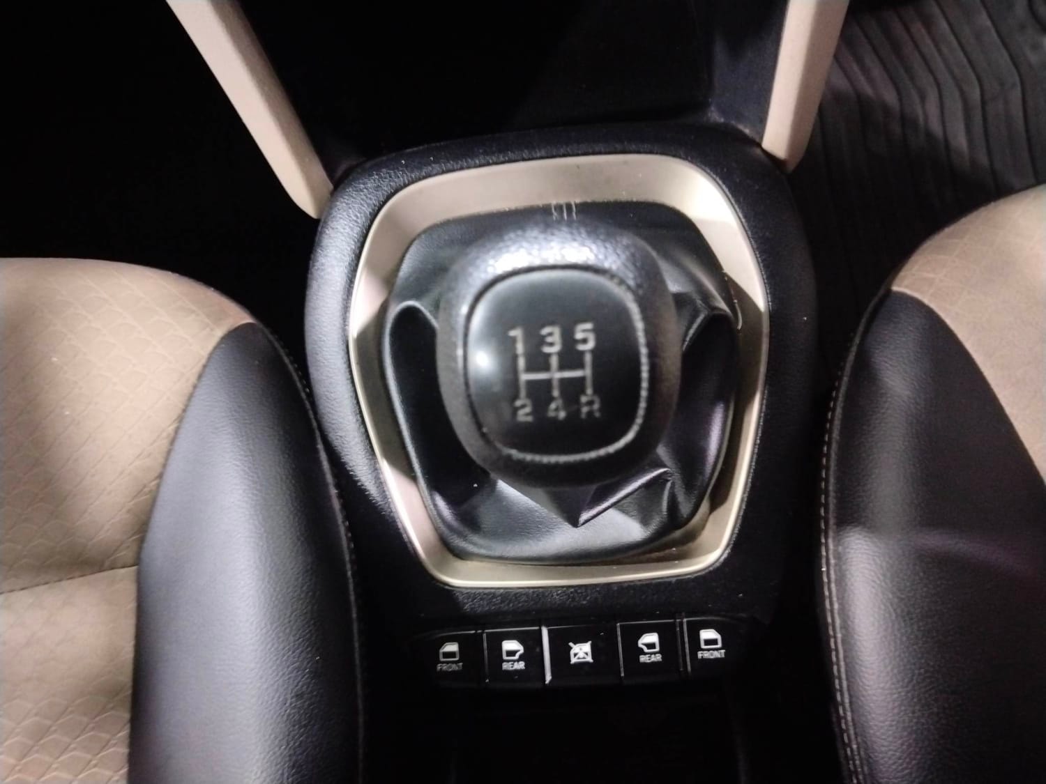 Santro image 16 Santro image 16