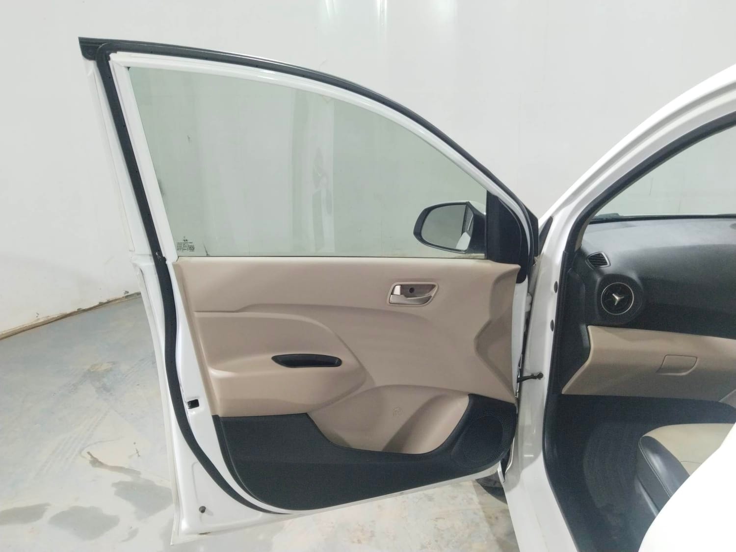 Santro image 21 Santro image 21