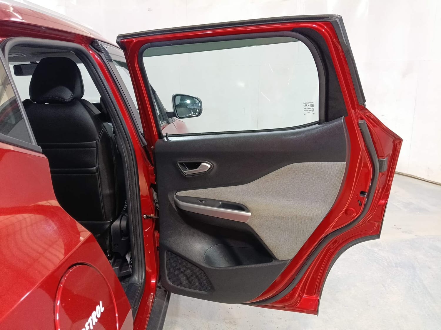 Used 2021 Nissan Magnite Used 2021 Nissan Magnite