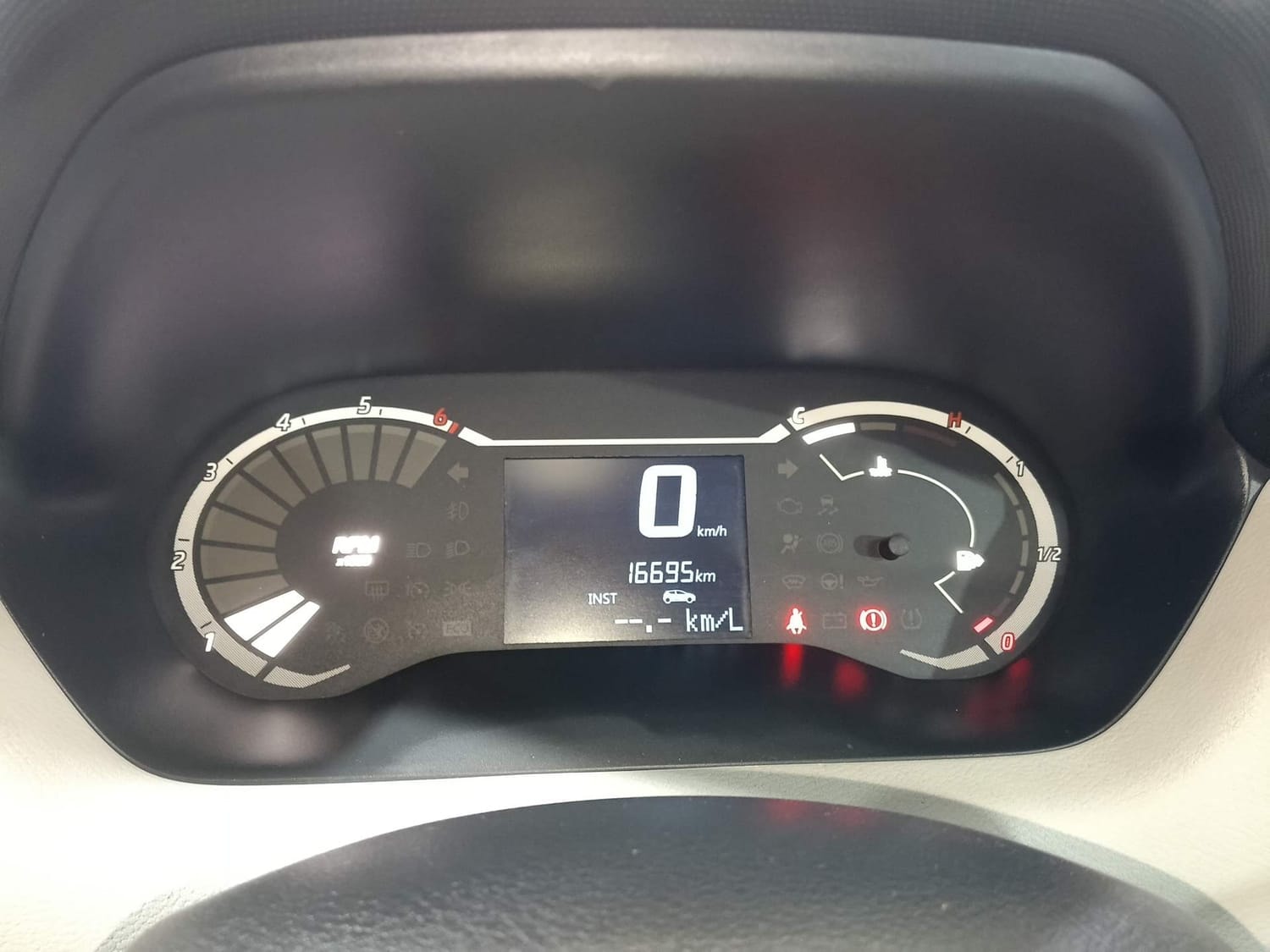 Used 2021 Nissan Magnite Used 2021 Nissan Magnite