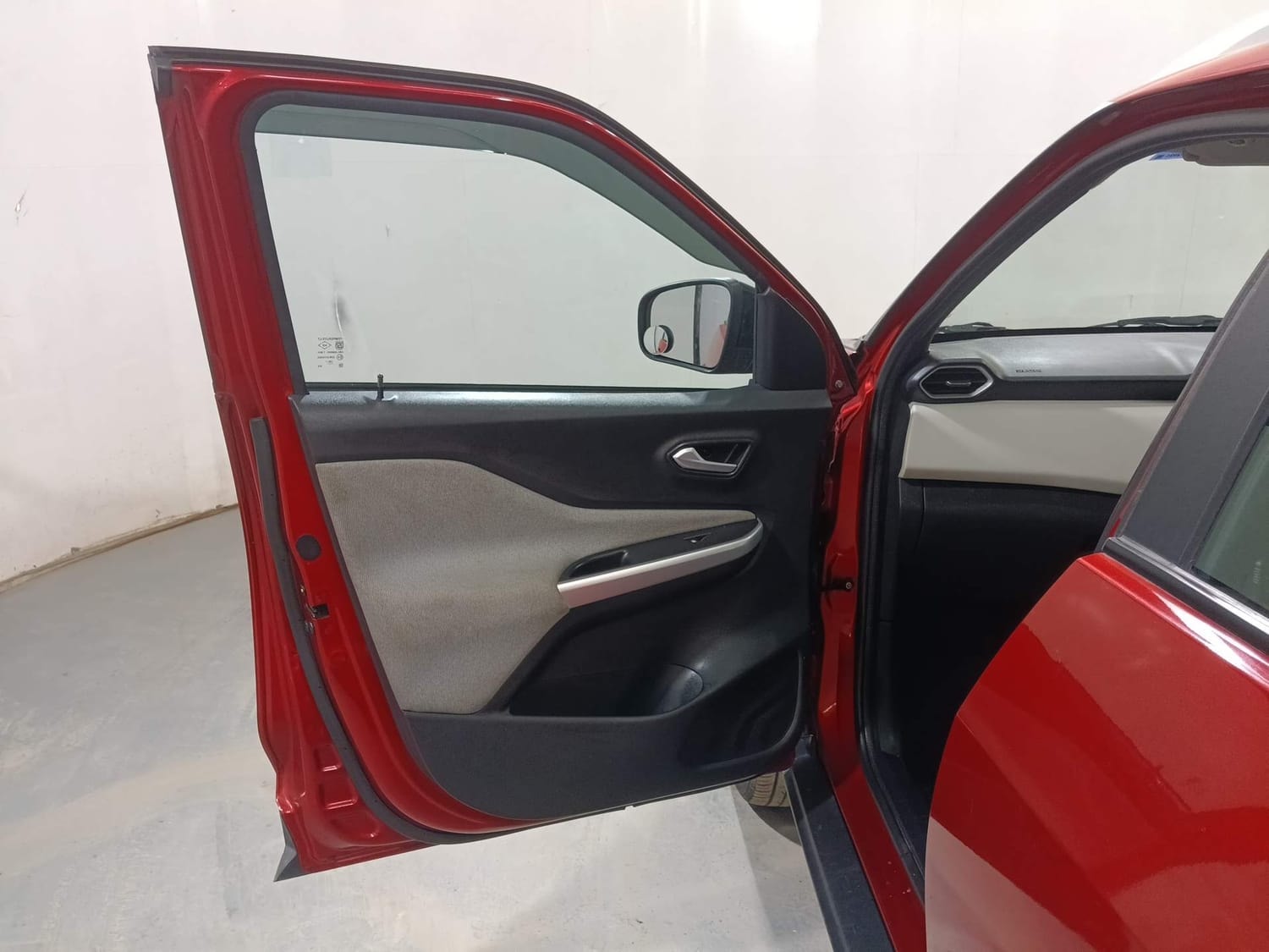 Used 2021 Nissan Magnite Used 2021 Nissan Magnite